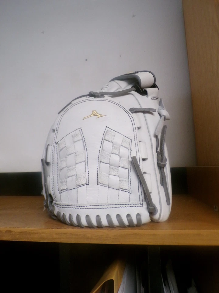 NUEVO Guante de Softbol Lanzamiento Rápido Mizuno GMVP1250PF4W MVP Prime 12.5", LH TIRO MUJER Foto 1 de 1