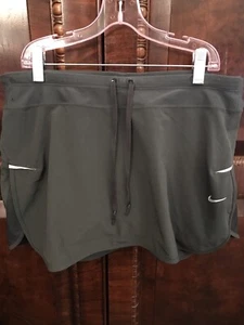 T14 EUC Damengröße M Nike Dri Fit grau Skort Rock sportlich Golf Tennis - Bild 1 von 5