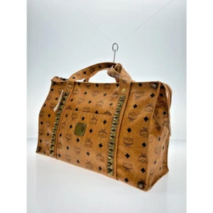 MCM Visetos Studs Handtasche Beuteltasche Tasche braun Logo gold Schultertasche camel echt - Bild 1 von 8