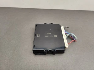 2014 - 2019 TOYOTA 4RUNNER TEMPERATURE BLOWER MOTOR CONTROL MODULE 88650-35430 - Picture 1 of 11