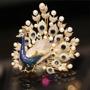 Zircon Pearl Peacock Brooch Dazzling And Stunning Peacock Brooch Handmade Brooch - Picture 1 of 3