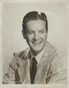 Robert Cummings - 8X10 Original Foto  - Bild 1 von 1