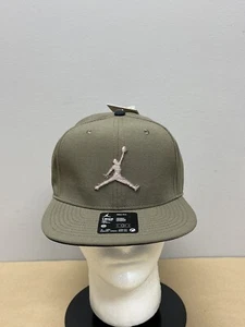 Nike Air Jordan Pro Jumpman Men's Hat Cap Khaki AR2118-274 - Snapback - Picture 1 of 2