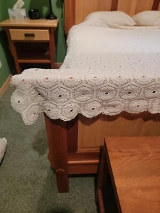 vtg 84"×91 ivory handmade bedspread crochet full hexagon granny square - Picture 1 of 5