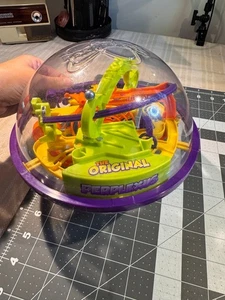 Perplexus Ball Hand Eye Coordination Puzzle Ball Preowned GUC Small Ball Run Fun - Picture 1 of 8
