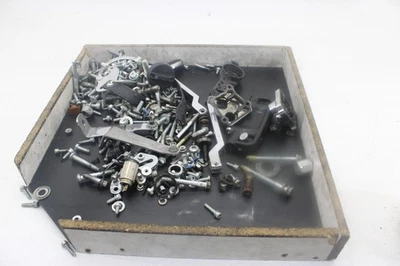 11-16 Harley-Davidson Road Glide Cvo Ultra Fltruse Diversos Parafusos Hardware Parafusos - Imagem 1 de 4