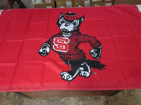 Officially Licensed NCAA North Carolina State Team Logo 3' x 5' House Flag Red Cover