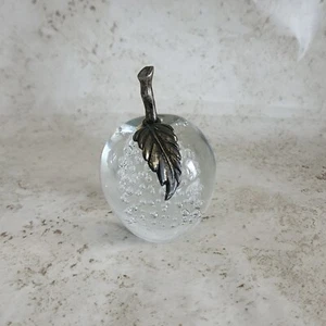 Art Glass Clear Apple Controlled Bubbles W/Metal Leaf & Stem Paperweight  - Imagen 1 de 13
