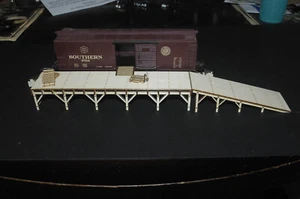 S scale loading dock kit. You must build and finish. - Picture 1 of 2