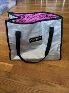 Bolso de Mano/Bolso de Viaje Cheerleading Stunt Stand - Gris Brillante - Imagen 1 de 4