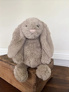 Jellycat Beige Bashful Bunny Plush Small - Picture 1 of 9