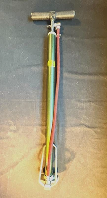 Bomba de aire manual de alta presión para piso de bicicleta Rampar Meidai MDI 178217 de colección Foto 1 de 4