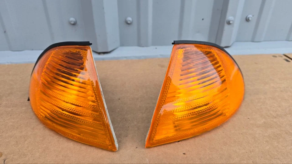 BMW Serie 3 323i 328i E46 1999 2000 2001 sedán juego de señales de giro derecha e izquierda Foto 1 de 4