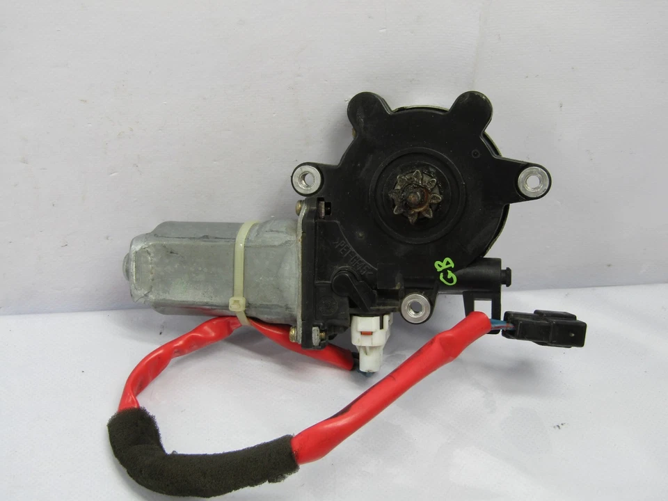 Оригинальный левый мотор стеклоподъемника переднего водителя для универсала Subaru Impreza 2002-2007 годов выпуска - Изображение 1 из 4