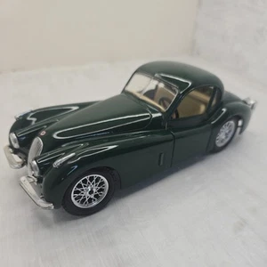 Burago Diecast Model Car 1:24 Jaguar XK120 Coupe 1948 Silver Made in Italy - Picture 1 of 11