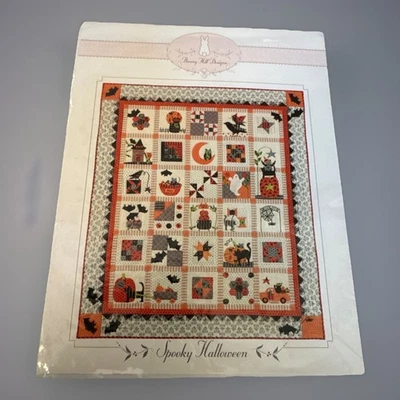 Edredón “Spooky Halloween”, patrón con diseños de Bunny Hill Foto 1 de 3