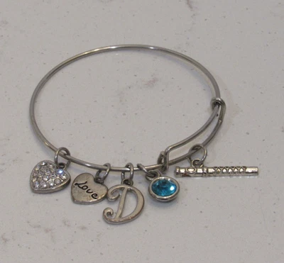 Brazalete Brazalete Expandible Inicial D Azul Estrás Flauta Corazón Amor Boho Chic Foto 1 de 2
