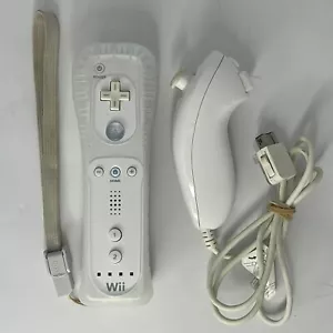 Nintendo Wii Telecomando Wii Mote Controller con Nunchuck OEM - Bianco RVL(M)-2 - Foto 1 di 11