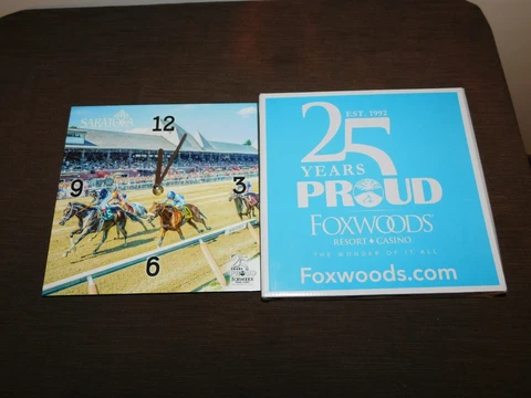 2017  25 YEARS PROUD FOXWOODS CASINO SARATOGA RACE HORSES CLOCK NEW IN BOX Cover