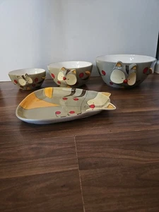Schönes Set mit 3 Schüsseln und einem Tablett   - Bild 1 von 5