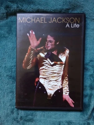 Michael Jackson – A Life DVD – Documentary - Image 1 of 2