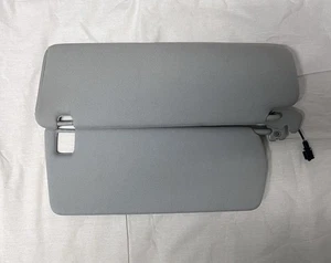 AUDI Q7 SUN VISOR 4L RIGHT HAND SIDE 09/06-08/15 (2006 - 2015) - Picture 1 of 3