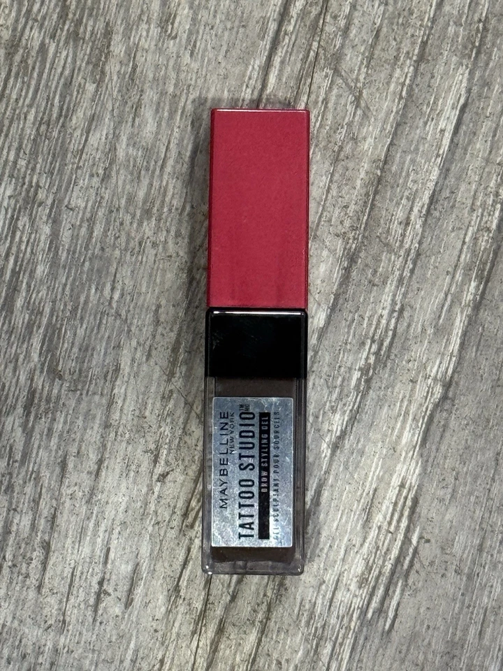 Gel para peinar cejas Maybelline Tattoo Studio #260 marrón profundo sin tarjeta Foto 1 de 1