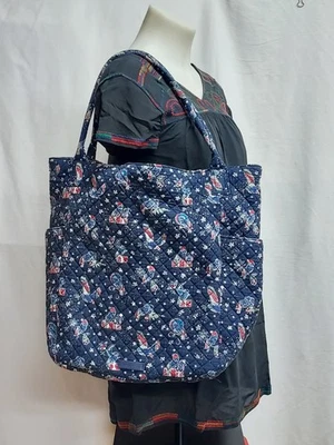 Vera Bradley 大号手提包钱包已停产圣诞猫头鹰 — 第 1/4 张图片