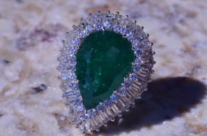 Teardrop Design Pear Green Emerald & White Sapphire Halo Style Ring For Women - Picture 1 of 11