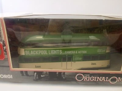 Corgi 43503 Blackpool Balloon Tram "ODEON CINEMA" 1/76  (21/71) - Bild 1 von 2