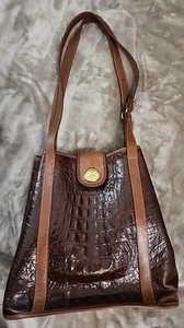 Brahmin Leather Tote Pecan Brown Bucket Bag Purse Croc Look Snap Close Pockets - Picture 1 of 22