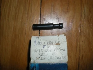 NOS 1982 FORD COURIER TRUCK DOOR LOCK KNOB - Bild 1 von 1