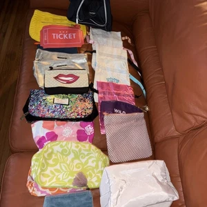 Lote 20 bolsas de muestra de cosméticos surtidas Ipsy Clinique Arden Sephora Shoshanna vacías - Imagen 1 de 23
