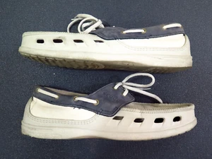 Size 11 M CROCS Men's Boat Shoes Off-White Navy - Picture 1 of 13