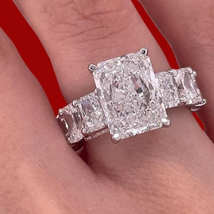 Radiant Cut Diamond Ring 14k White Gold 9 Carat IGI Lab Grown Engagement - Picture 1 of 12
