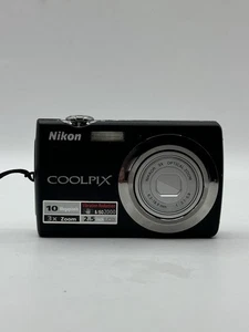 Nikon Coolpix S220 10 megapixel fotocamera digitale compatta 3x zoom ottico nero - testato - Foto 1 di 9