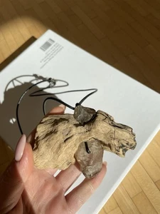 Driftwood crystal necklace Regina Dabdab - Bild 1 von 6