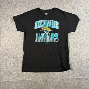 NFL Men's T-Shirt Size Medium Black Jacksonville Jaguars Football Tee Cotton Vtg - Picture 1 of 6