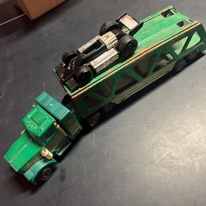 Vtg 82 Tonka Kenworth Car Carrier Green Pressed Steel & Formula 1 Car - Picture 1 of 8