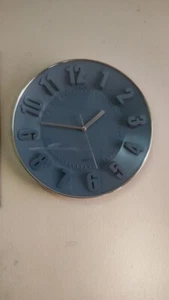 New Wall Watch - unbox. Avaible in 2 colour blue brown, using AA size battery - Picture 1 of 6