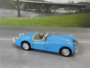 O SCALE - JAGUAR XK 120 ROADSTER CONVERTIBLE - 1/43 SCALE - DIORAMA - Picture 1 of 8
