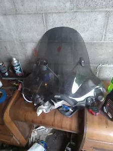 Givi Smoke Large Windshield Universal - Picture 1 of 3