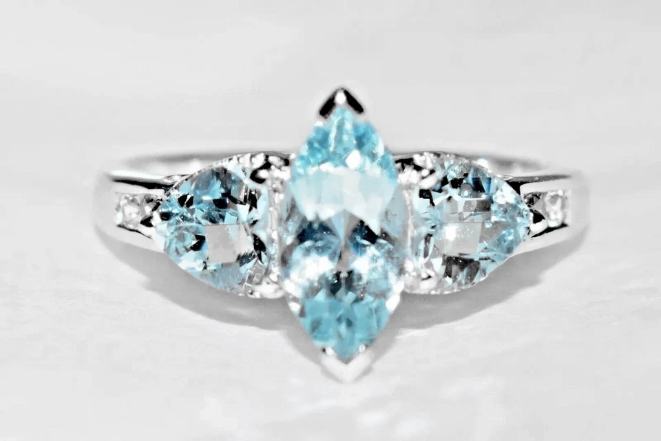 Anillo Santa María Aguamarina y Morganita Oro Blanco 9ct Racimo (2.80g) Talla N/7 Foto 1 de 4