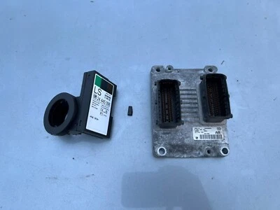 Kit centralina motore Opel Corsa C Agila A 1.0 43 kW Z10XE 24443795 0261207421 - Immagine 1 di 4