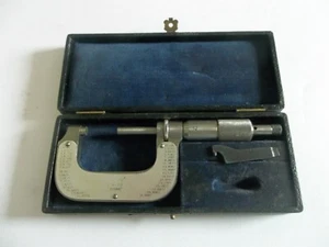 BROWN & SHARPE MICROMETER IN CASE - Picture 1 of 2