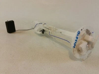 Bomba de combustible usada se adapta a: Chevrolet Equinox 2016 conjunto de bomba montado en tanque 2,4 L auxiliar Foto 1 de 4