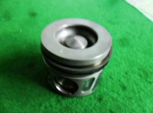Genuine Piston Assy 6720300717 Ssangyong REXTON,TURISMO,MUSSO2 +D22R by Express - Bild 1 von 3
