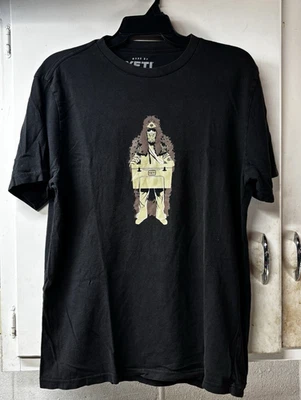 Camiseta Made by Yeti Sasquatch Marrón Mediana Foto 1 de 3