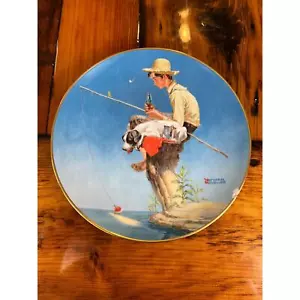 Plate 1- 25,000 Norman Rockwell Out Fishin Coca Cola Commemorative Edition Plate - Picture 1 of 5
