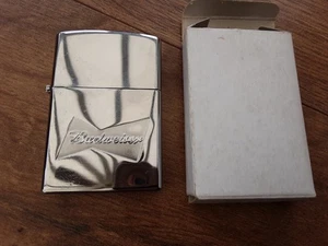 Budweiser Flip Top Feuerzeug Nagelneu - Bild 1 von 3